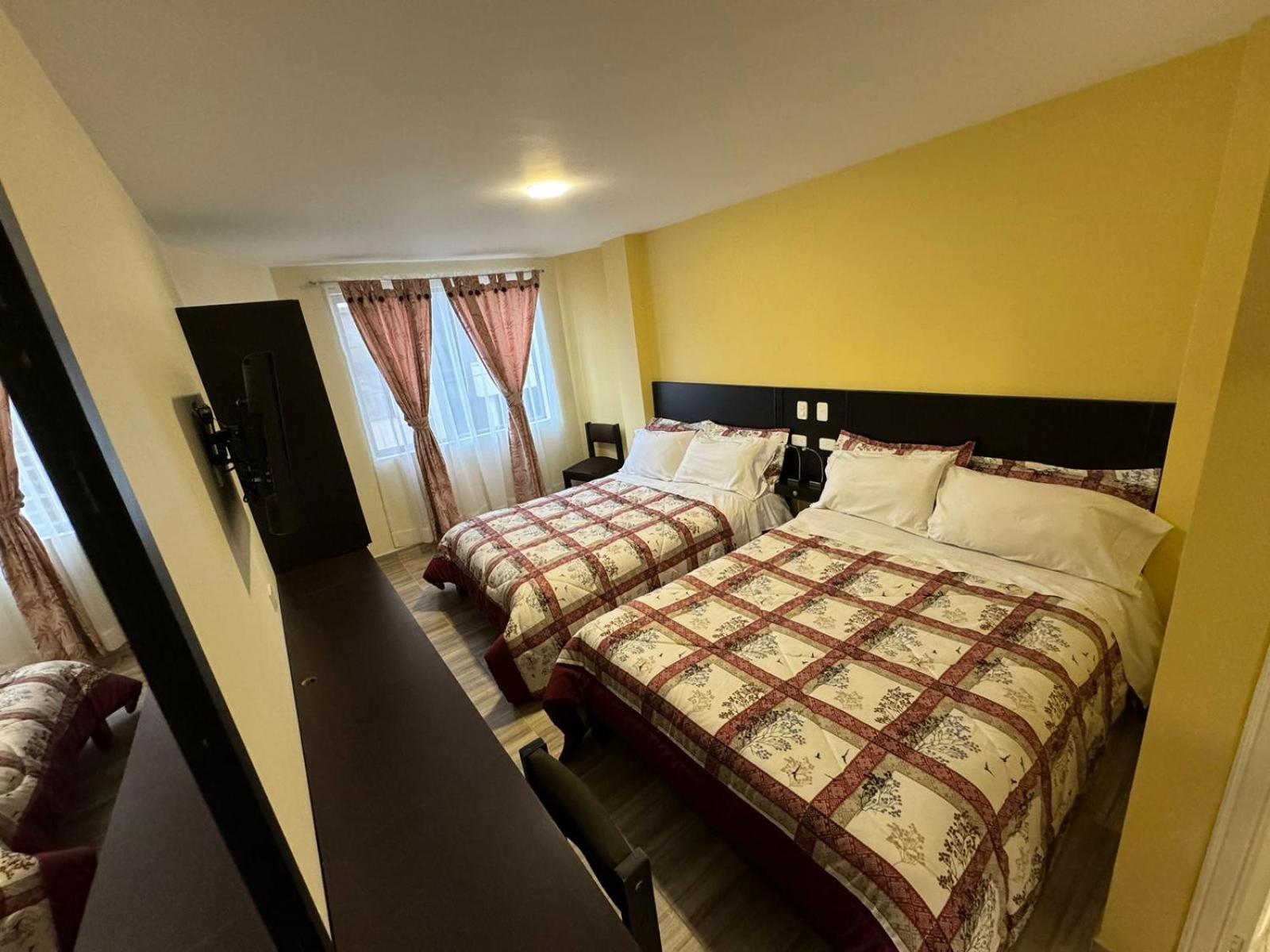 Hotel Los Andes 伊皮亚莱斯 外观 照片