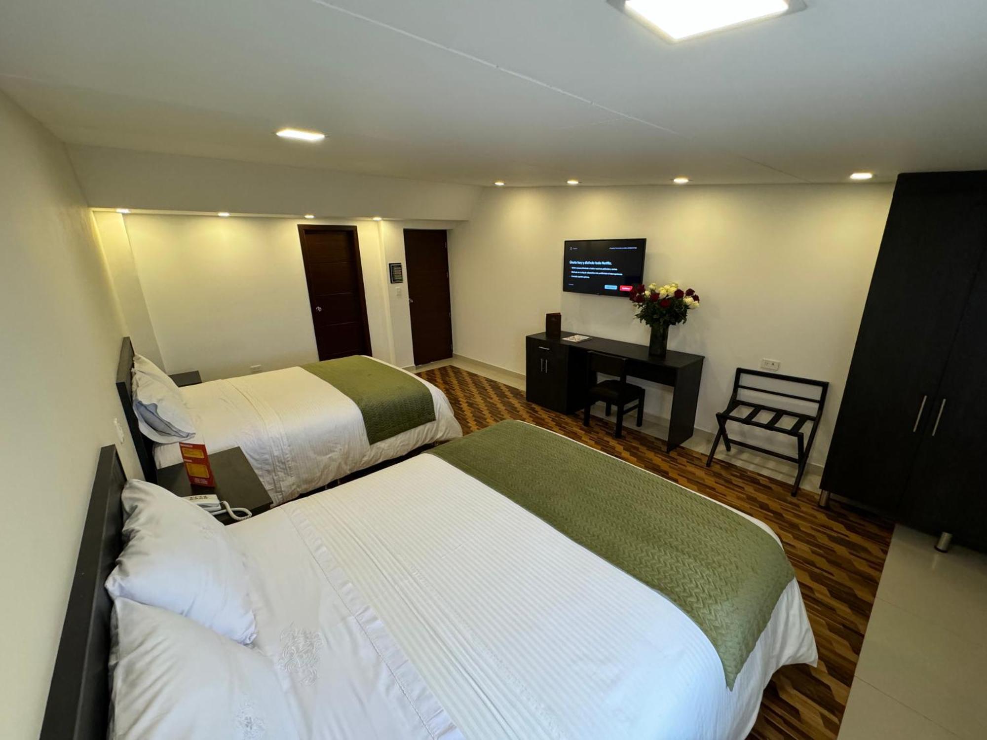 Hotel Los Andes 伊皮亚莱斯 外观 照片